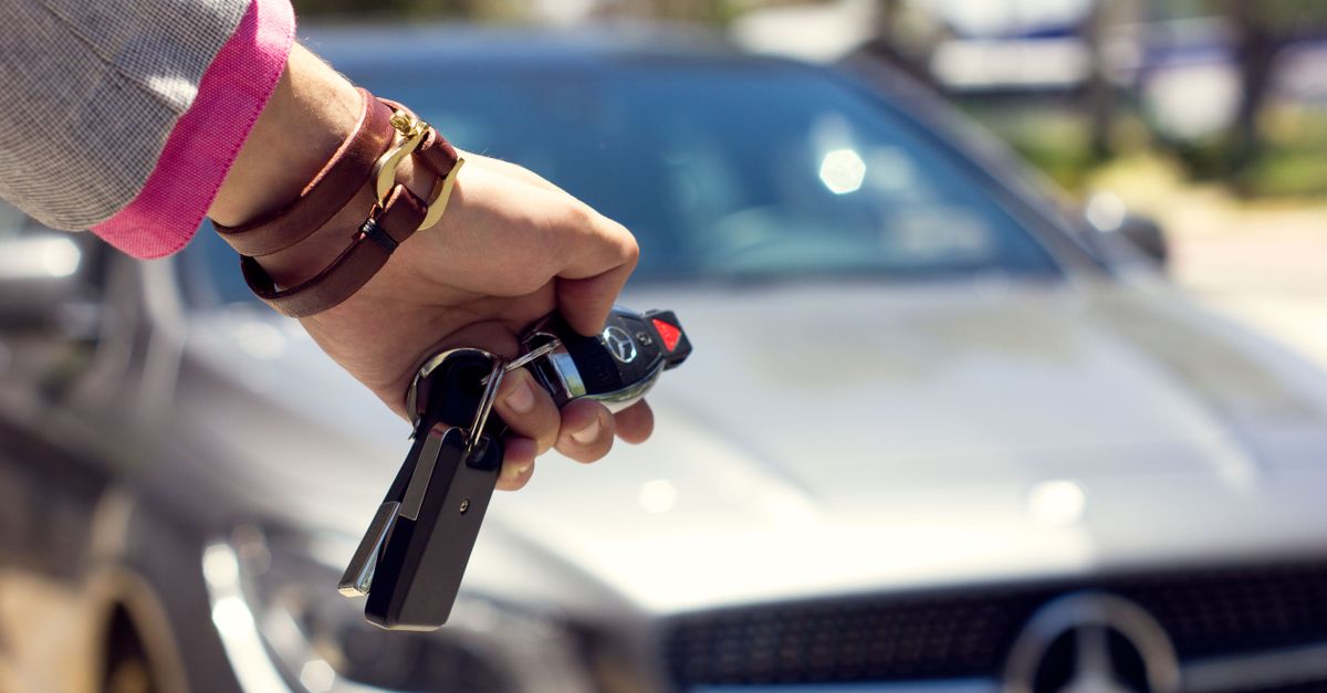 Car Key Replacement in Norfolk: Dealer vs. Locksmith Cost — Pro Norfolk Locksmiths