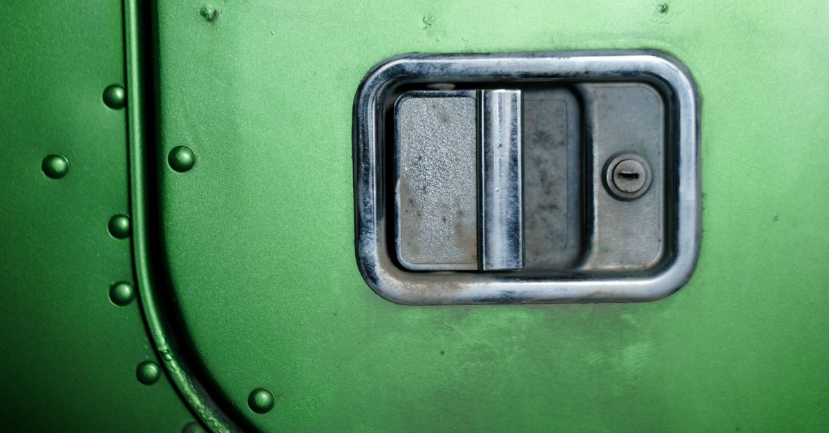 door lock repair home — Pro Norfolk Locksmiths
