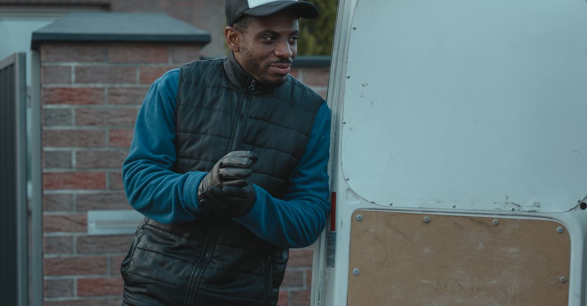 locksmith service technician — Pro Norfolk Locksmiths