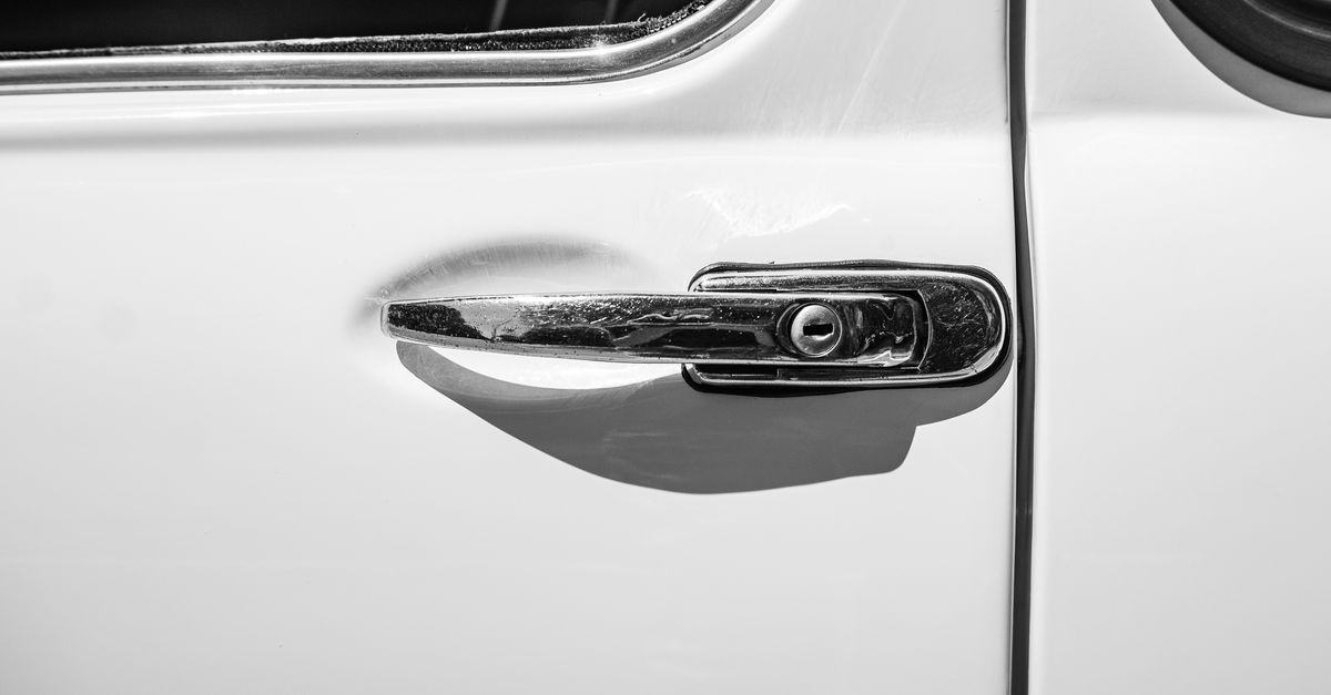 Locked out of your car in Norfolk? Here's exactly what happens next — Pro Norfolk Locksmiths