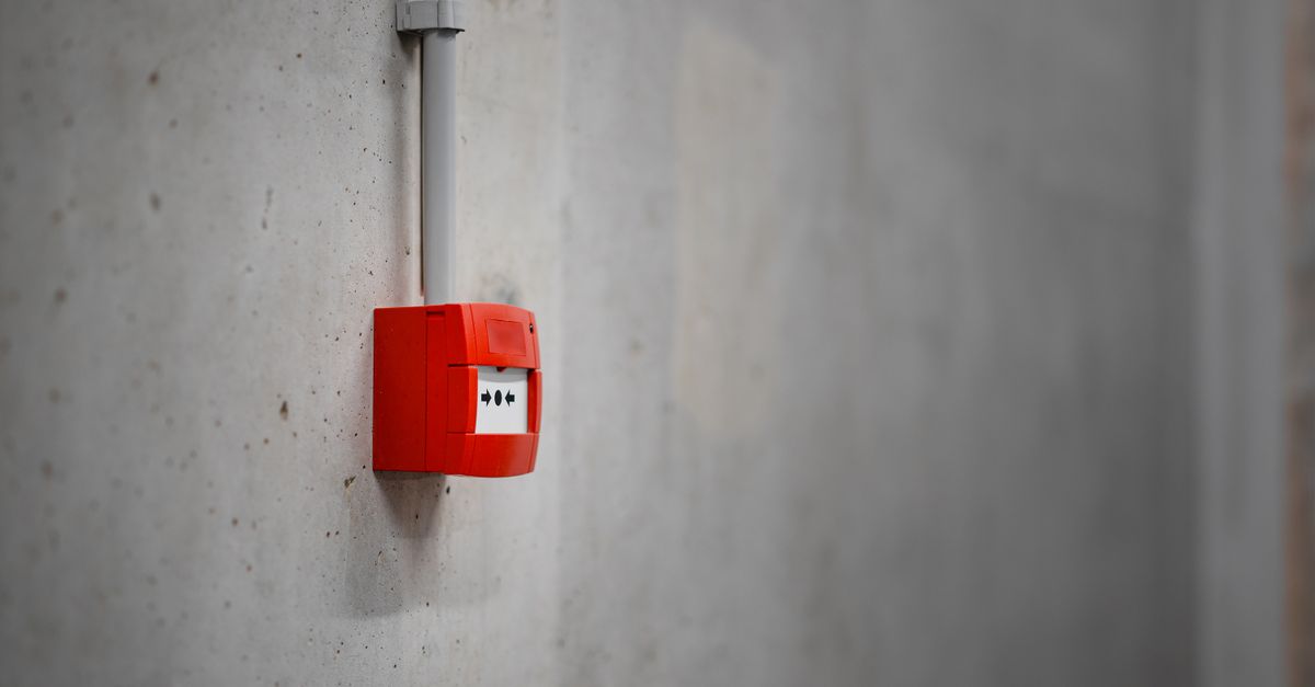 Emergency Locksmith Response for Electronic Access Systems — When the System Locks You Out — Pro Norfolk Locksmiths